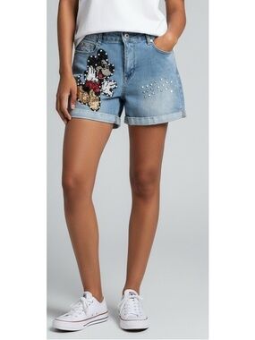 Sister Fashion Juniors Size 9 Vintage Mickey Mouse Embellished Jean Shorts